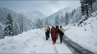 राजस्थान-MP के शहरों में तापमान 15° पहुंचा, ठिठुरन बढ़ी:पहाड़ों पर बर्फबारी, हिमाचल के केलोंग में पारा -1°C दर्ज; मनाली-लेह हाईवे ​​​​​​​4 दिन से बंद