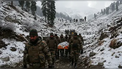कश्मीर: लापता एक जवान का शव बरामद, दूसरे की गहन खोज जारी; चुनौतीपूर्ण अभियान