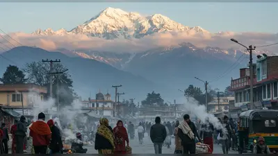 उत्तराखंड से चली बर्फीली हवाओं ने उत्तर भारत को ठिठुराया, तापमान में भारी गिरावट; पहाड़ों में बादल, मैदानों में शुष्क ठंड