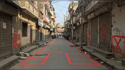 आगरा: सिकंदरा एन्क्लेव की सड़कों पर अवैध कब्जा, निगम ने लगाए लाल निशान – क्या अब हटेगा अतिक्रमण?