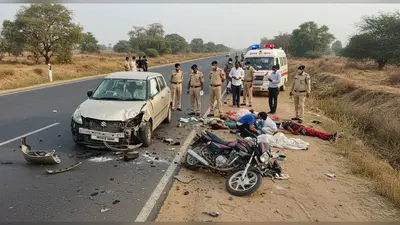 हमीरपुर में दर्दनाक हादसा: कानपुर-सागर हाईवे पर बेकाबू कार ने बाइक सवारों को रौंदा, 2 की मौत, 1 हैलट रेफर