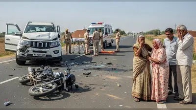 हाथरस में दिल दहला देने वाला हादसा: मैक्स और बाइक की सीधी टक्कर में एक छात्र की मौत, दूसरा गंभीर घायल, परिवार में पसरा मातम