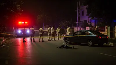 आधी रात दहली राजधानी: कार स्टार्ट, दरवाजे लॉक…डीएम कॉलोनी में खून सनी लाश देख अफसर हक्के-बक्के