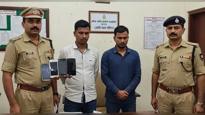 कानपुर: ट्रेनों में लूटपाट करने वाले दो बदमाश गिरफ्तार, 3 मोबाइल बरामद – यात्रियों को मिली राहत!