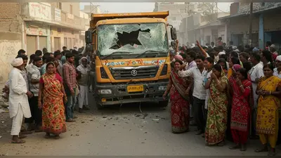 रामपुर में दिल दहला देने वाला हादसा: तेज रफ्तार डंपर ने रौंदा मासूम, 8 साल के बच्चे की मौत के बाद ग्रामीणों का फूटा गुस्सा