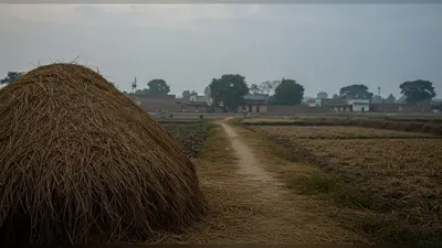 यूपी में दिल दहला देने वाली वारदात: 6 साल की बच्ची से दुष्कर्म और हत्या, घर से 50 मीटर दूर भूसे में मिला शव