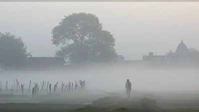 यूपी में चक्रवात का असर: मौसम विभाग का अलर्ट, समय से पहले छाएगा घना कोहरा