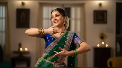 छुपके-छुपके गाने पर भाभी का मनमोहक डांस, अदाएं देख दीवाना हुआ इंटरनेट, वीडियो वायरल!