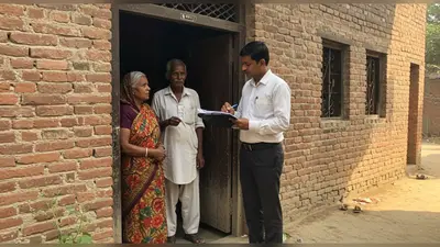 आगरा पंचायत चुनाव 2025: घर-घर सर्वे से बड़ा खुलासा, 1.57 लाख मतदाताओं के नाम सूची से कटे